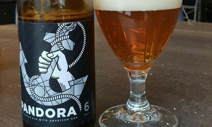 Maximus Pandora fles en glas